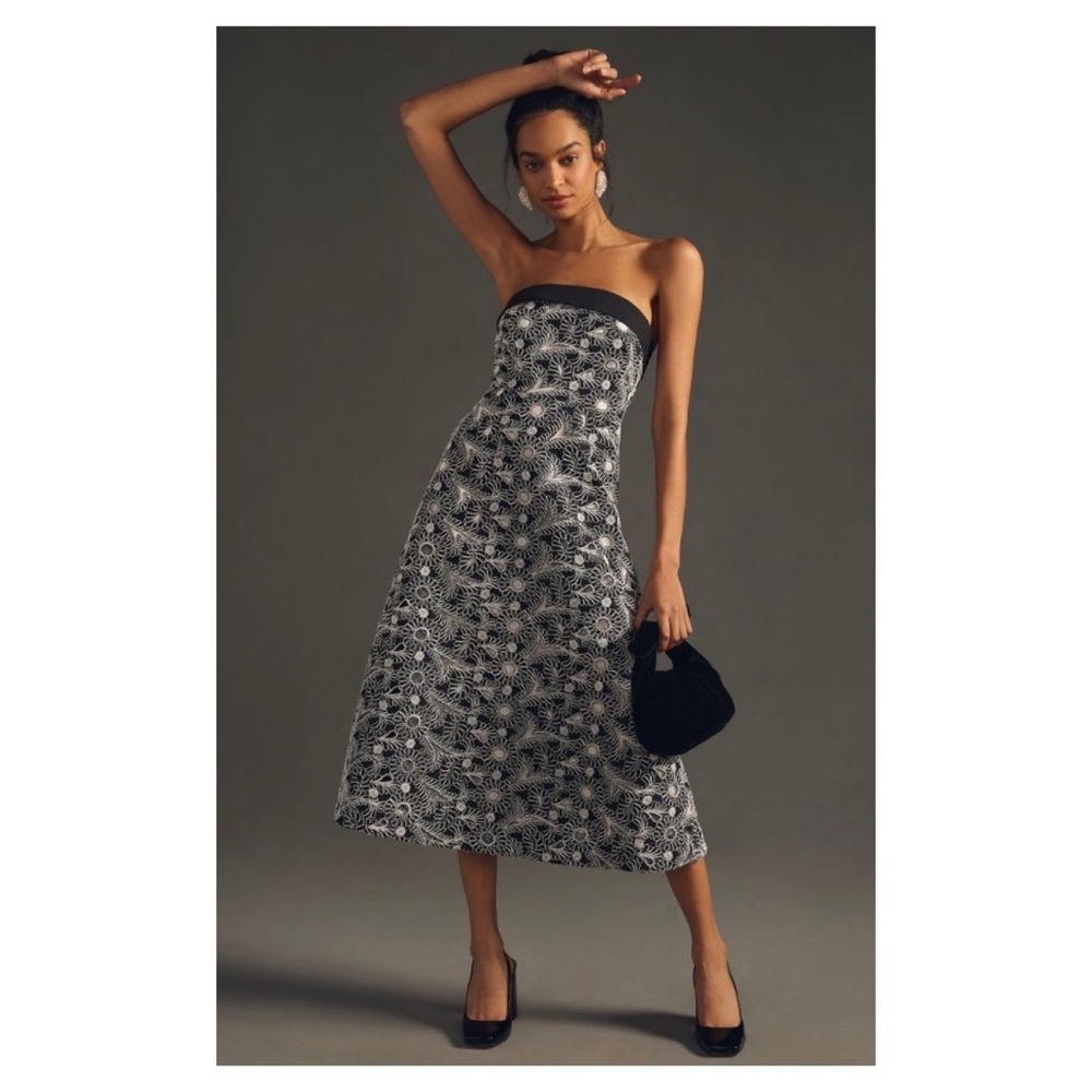 NWOT Anthropologie Lace Cut Out Dress in Black and White  Size 10